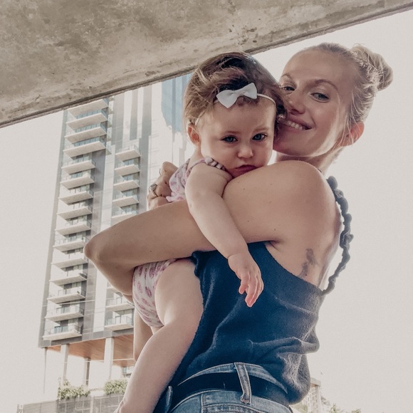 Meet your Posher, Katie - Picture 4 of 4